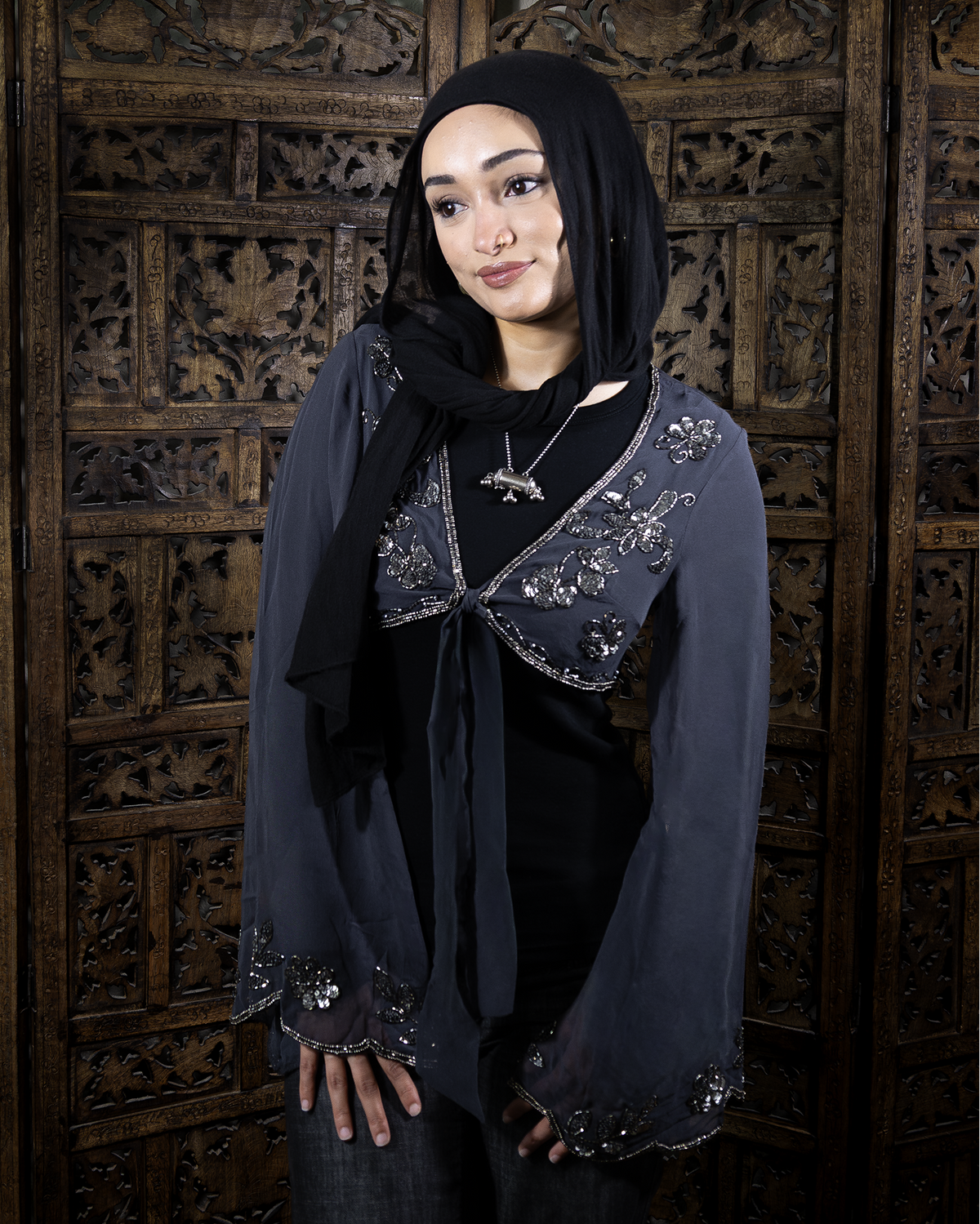 HIRA COVER-UP / GREY